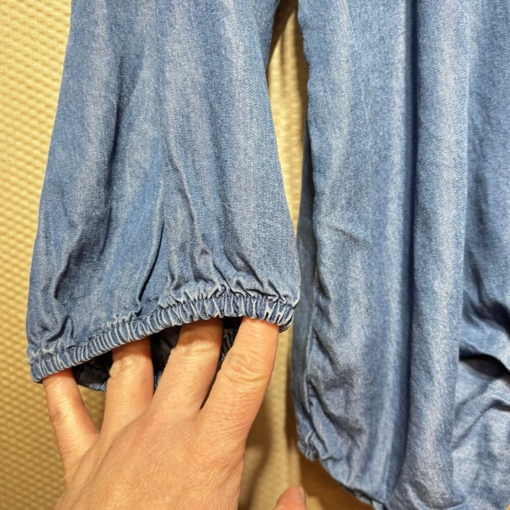 Allison Daley Chambray Lyocell Peasant Blouse Size Large Blue Tie Front Boho - Picture 3 of 9